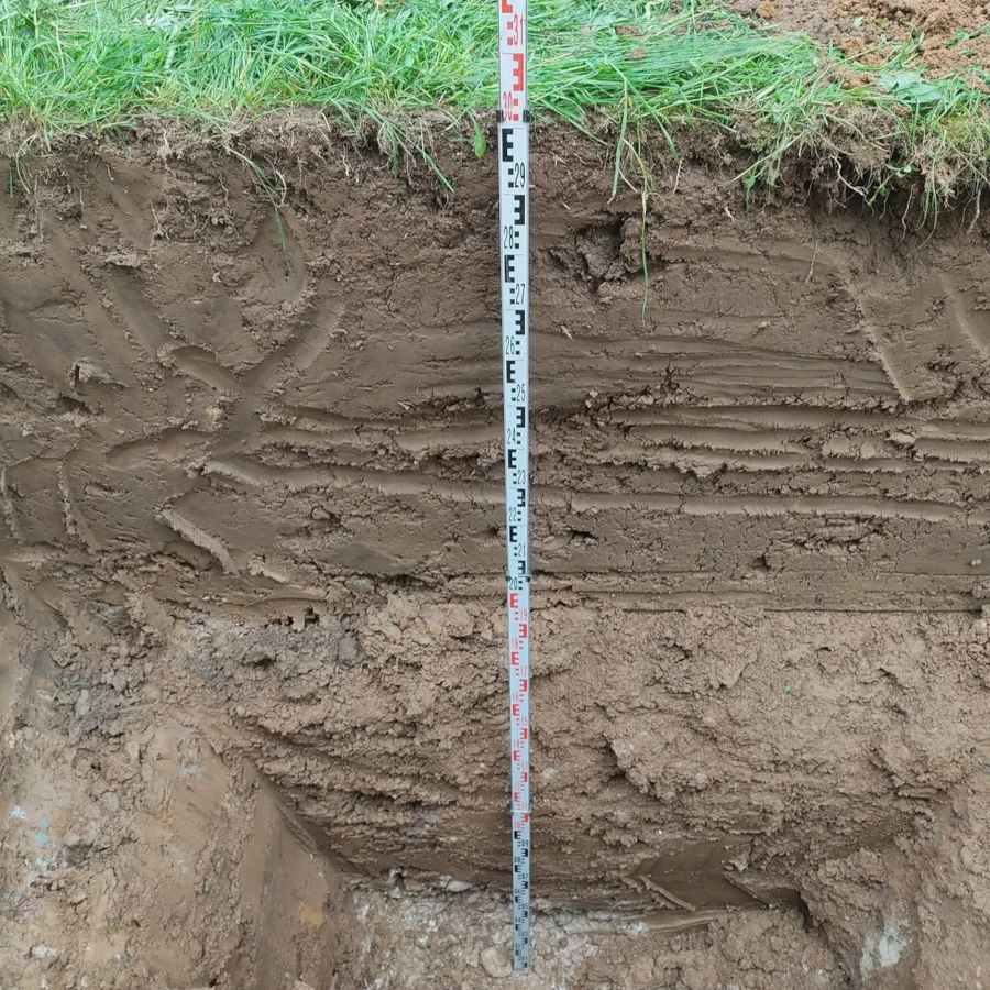 Geološko - geomehansko poročilo o sestavi tal